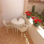 Guest house Maria Old Town Hvar 3*