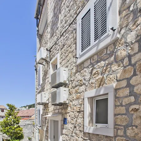 Pensionat Maria Old Town Hvar 3*