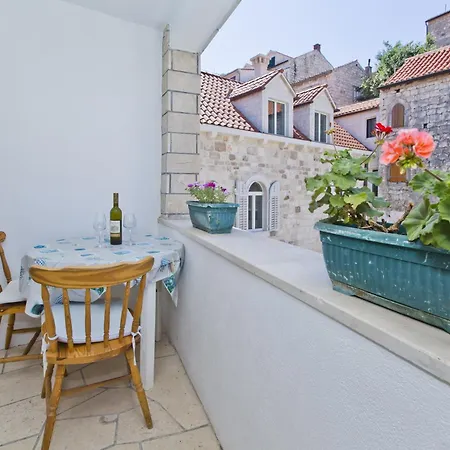 Pensionat Maria Old Town Hvar 3*