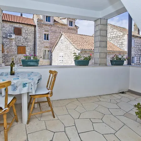 Maria Old Town Hvar Pensionat 3*