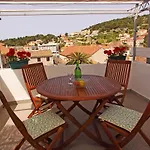 Maria Old Town Hvar بيت ضيافة