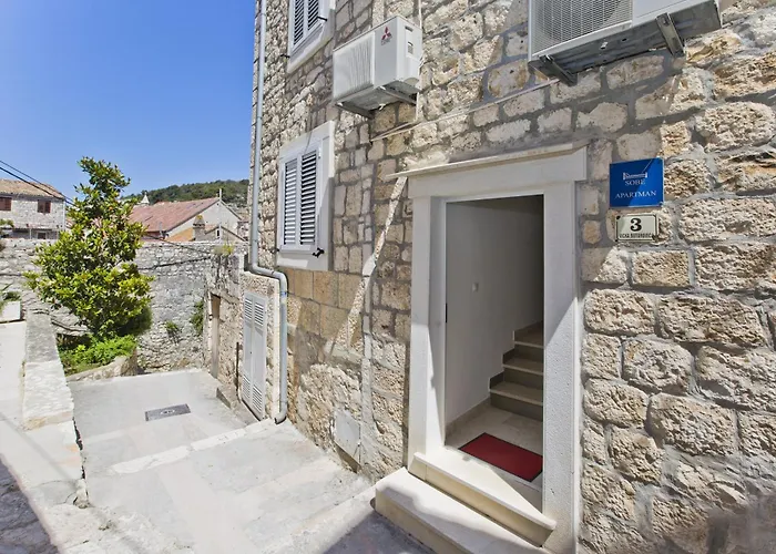 Maria Old Town Hvar بيت ضيافة هفار